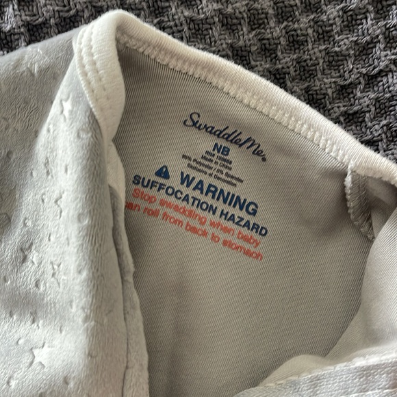 Swaddle me newborn zip up swaddles (2) - Picture 2 of 4